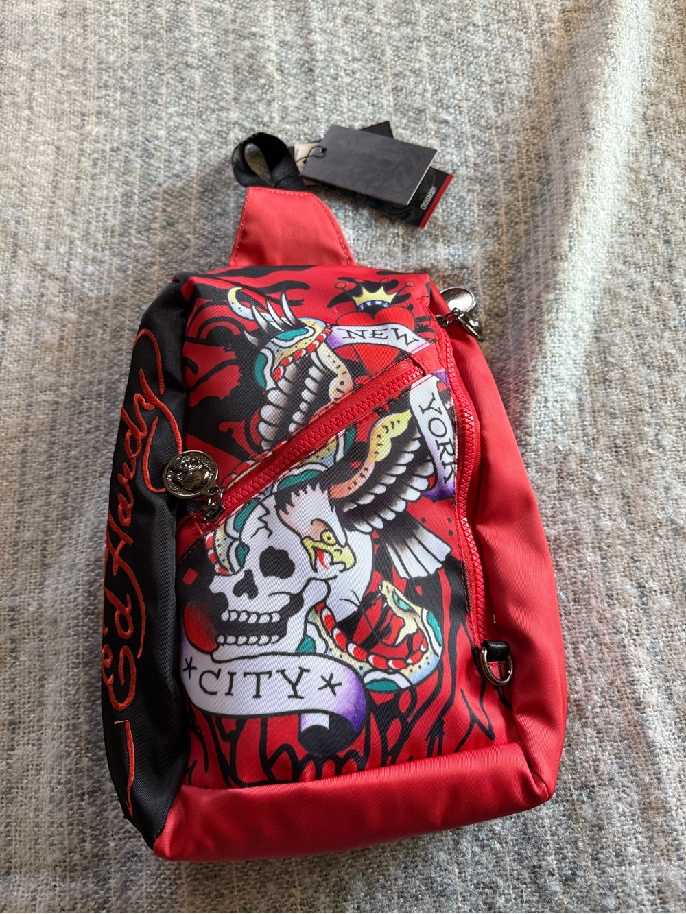 Ed Hardy Red Heart Crossbody Bag Side Pockets Skull Pull Tabs